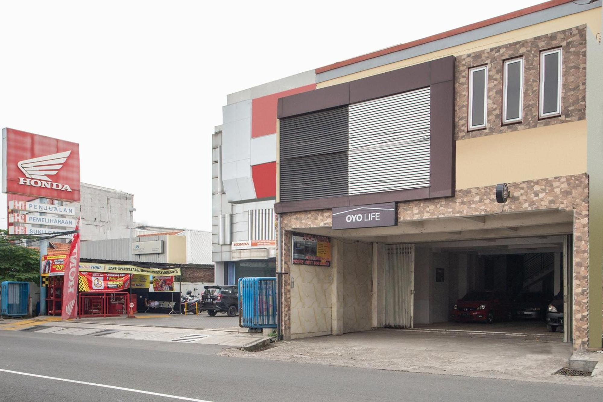 Hotel Oyo 1102 Griya Aisyah Syariah 1 2*